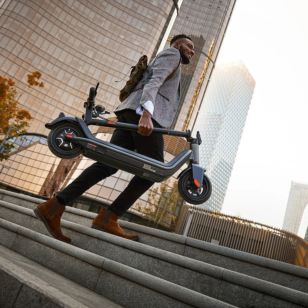 NIU KQi3 Pro Foldable Electric Kick Scooter w/ 31 mi Max Operating Range & 20 mph Max Speed ?? Black