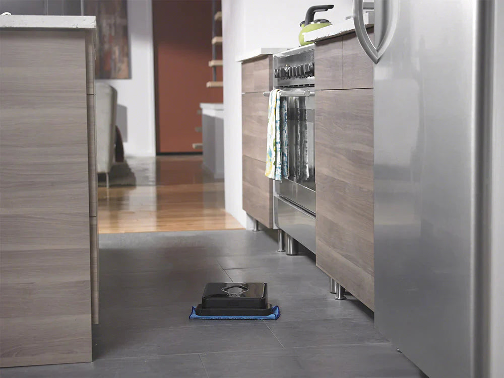 iRobot - Braava 380 Robot Mop - Black